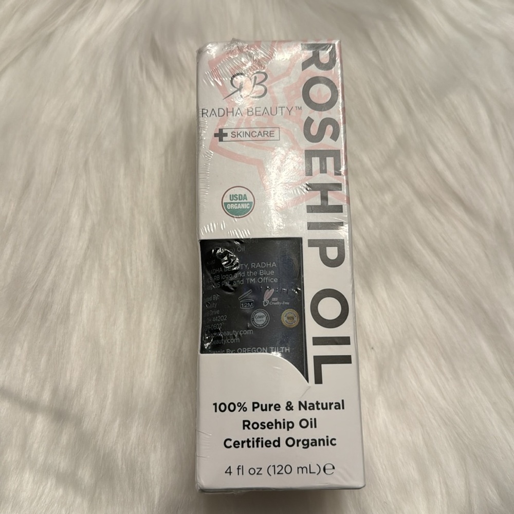 Radha Beauty Rosehip Oil